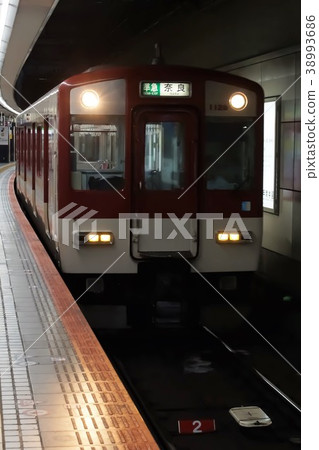 Kintetsu Osaka Line 1000 series 38993686
