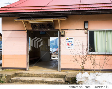 JR Hiei Station Esoyama Station which runs along the shore of San-in Geopark JR Hiei Station Esoyama Station which runs along the shore of San-in Geopark 38995510