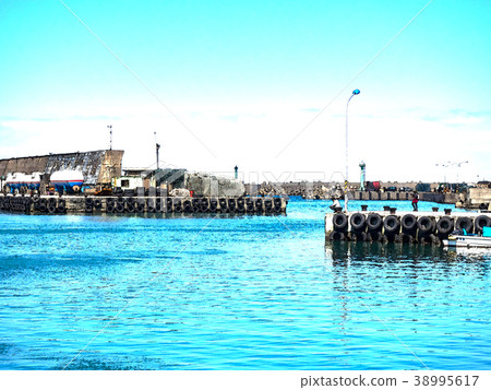 Yeliu Fishing Village 38995617