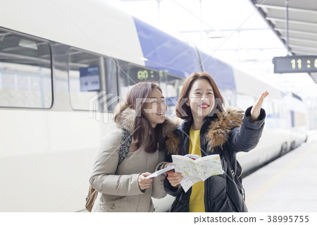 Friends, Couples, Train, Travel, KTX, Gangneung Station, Gangneung, Gangwon-do Friends, Couples, Train, Travel, KTX, Gangneung Station, Gangneung, Gangwon-do 38995755