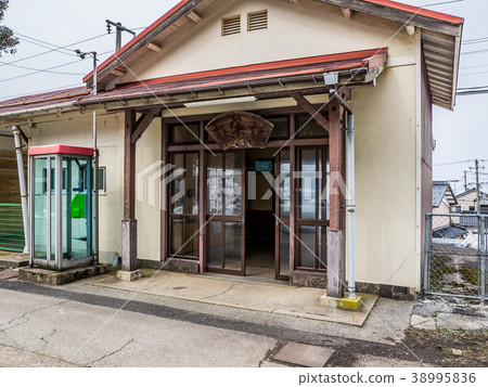JR Hikyo Station Moroyaj Station which runs along the shore of San-in Geopark JR Hikyo Station Moroyaj Station which runs along the shore of San-in Geopark 38995836