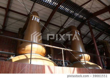 Nikka Whiskey Miyagi Gorge Distillery Pot Still (pot still) [Aoba Ward, Sendai City, Miyagi Prefecture] 39001551