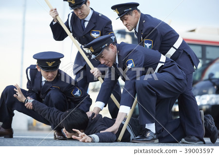 Security guard working 39003597