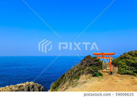 Sanuki Island Sakyo-no-Shin [Iki City, Nagasaki Prefecture] 39006620