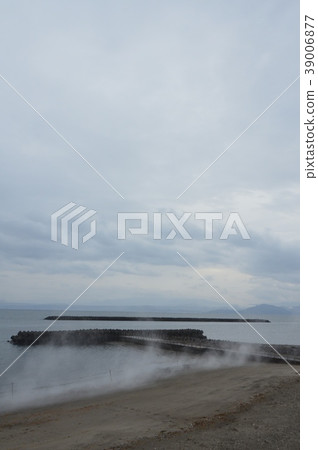 在沙灘上蒸(鹿兒島縣指宿市) 在沙灘上蒸(鹿兒島縣指宿市) 39006877