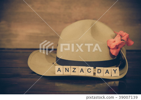 Anzac army slouch hat with red flower on vintage Anzac army slouch hat with red flower on vintage 39007139
