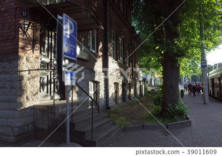 Estonian capital Tallinn, the Estonian boulevard in the urban area 39011609