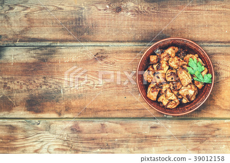 grilled chicken, meat, food, outdoor food, bowl,  39012158