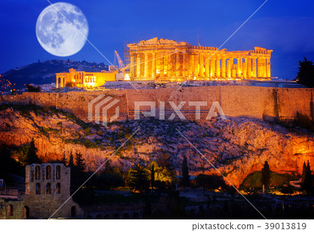 Famous skyline of Athens, Greece 39013819
