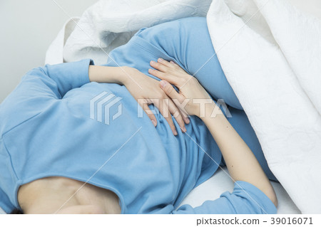 stomach ache stomach ache 39016071