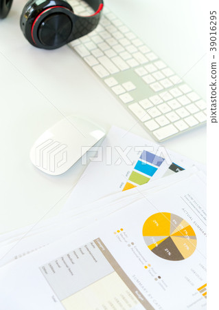 White Workspace with keyboard and mouse White Workspace with keyboard and mouse 39016295