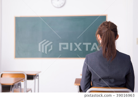 Japanese high school students 39016963