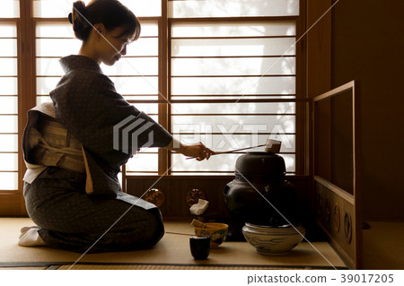 Kimono women 39017205