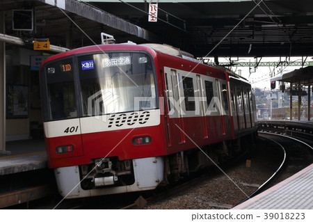 [KK] Keikyu Express 1000 Series (Airport Express: 8-car train) 39018223