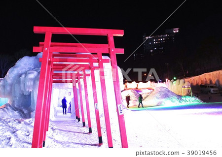 Sounkyo gorgeous ice festival 39019456