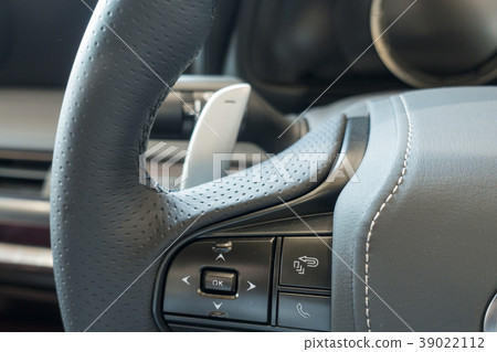Shift change without holding hands held by paddle shift using magnesium material Shift change without holding hands held by paddle shift using magnesium material 39022112