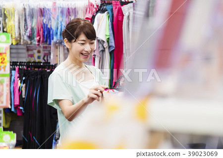 購物體育用品女裝 39023069