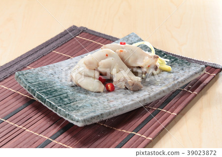 braised pork 39023872