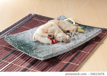 braised pork 39023876