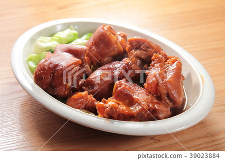 braised pork 39023884