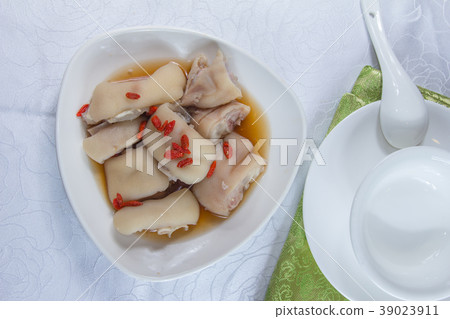 braised pork 39023911