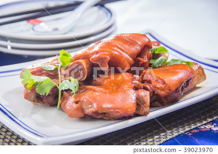 braised pork braised pork 39023970