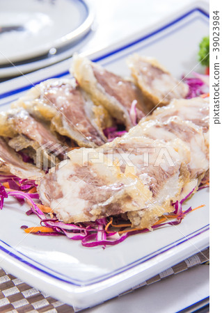 braised pork 39023984