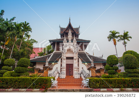 Chedi Luang temple of the Great Stupa Chedi Luang temple of the Great Stupa 39026872