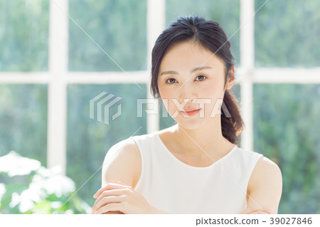 Beauty image Female Beauty image Female 39027846