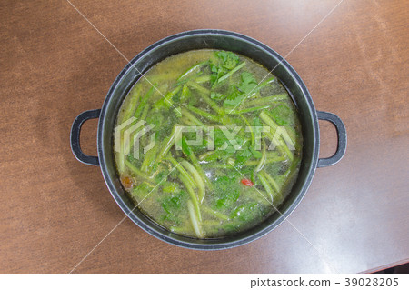 broth 39028205
