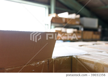Cardboard Opened Warehouse Image Cardboard Opened Warehouse Image 39031356
