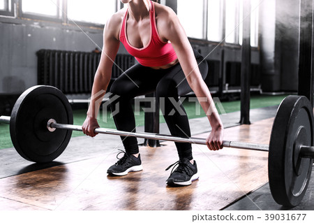Girl with a bar-bell Girl with a bar-bell 39031677