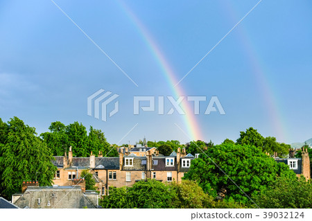 Double Rainbow on Blue Sky after Rain 39032124