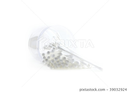 Hygienic swabs are soft cleaning tools 39032924