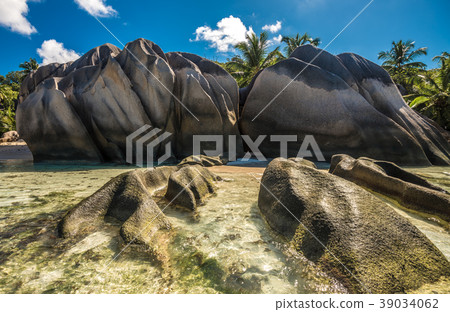 Tropical island beach, Source d'Argent, La Digue 39034062