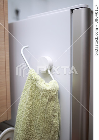 Towel rack (towel hanger indoor indoor kitchen kitchen miscellaneous goods accessories daily necessities magnet magnet) Towel rack (towel hanger indoor indoor kitchen kitchen miscellaneous goods accessories daily necessities magnet magnet) 39040117