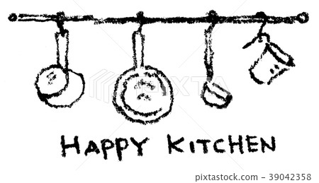 掛在廚房裡的炊具 掛在廚房裡的炊具 39042358