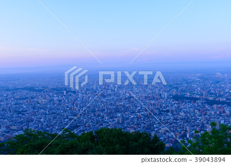 札幌都市風景看法在北海道的黃昏的 39043894