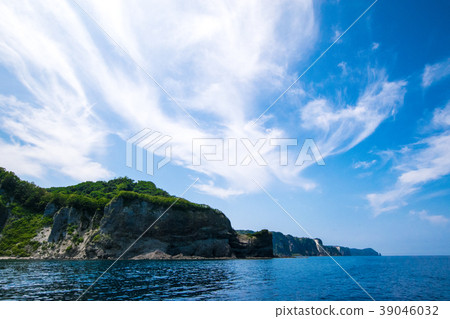 The view from the Shakotan tourist boat The view from the Shakotan tourist boat 39046032