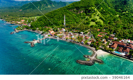 The tropical bay with stony beach. 39046164