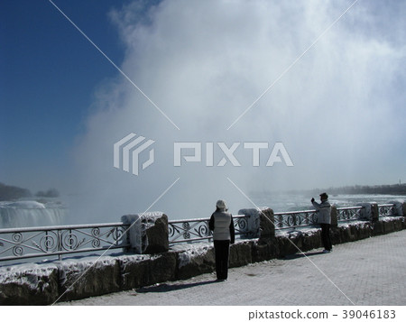 Niagara Falls Niagara Falls 39046183