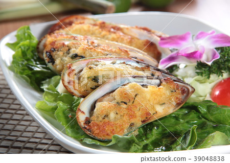 clam or mussel cuisine clam or mussel cuisine 39048838