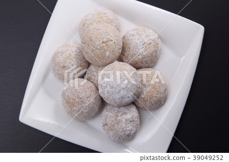 Snowball Snowball 39049252