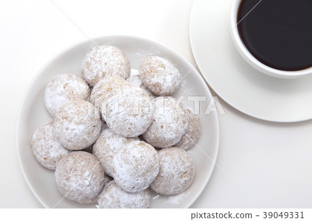 Snowball Snowball 39049331