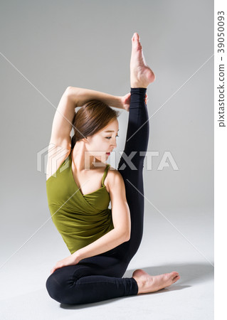 yoga yoga 39050093