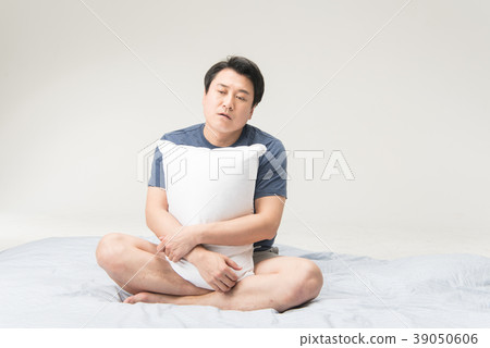 Morning, sleep, middle age, weather 39050606