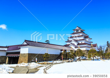 Tsurugajo Tohoku winter scenery [Aizu Wakamatsu City, Fukushima Prefecture] 39050858