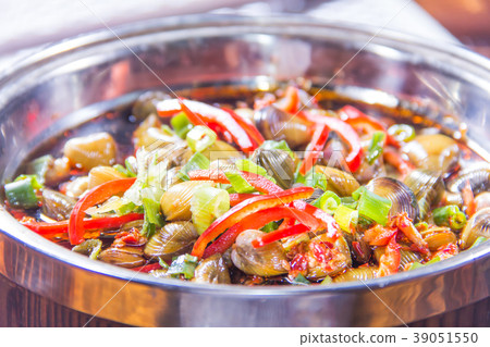 clam or mussel cuisine clam or mussel cuisine 39051550