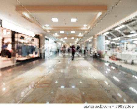 Shopping mall blur background Shopping mall blur background 39052369