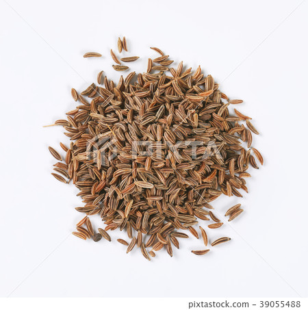 handful of caraway seeds 39055488